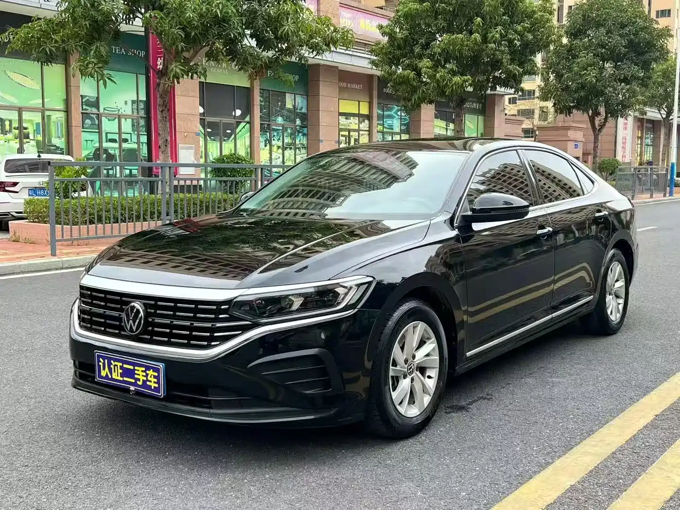 VOLKSWAGEN PASSAT