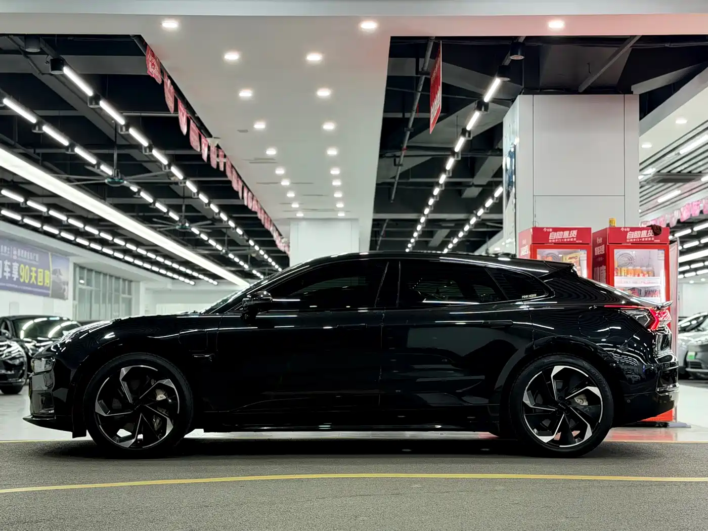 ZEEKR EXTREME KRYPTON 001