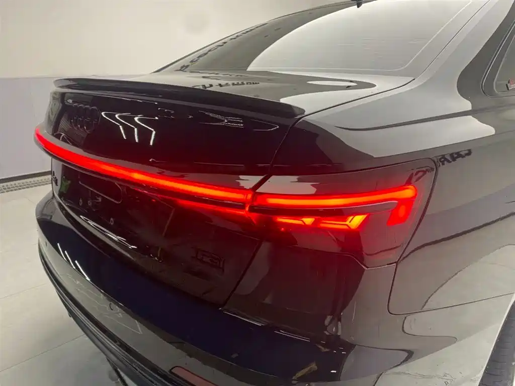 Audi A6L 2020 45 TFSI Premium Elegance фото 10