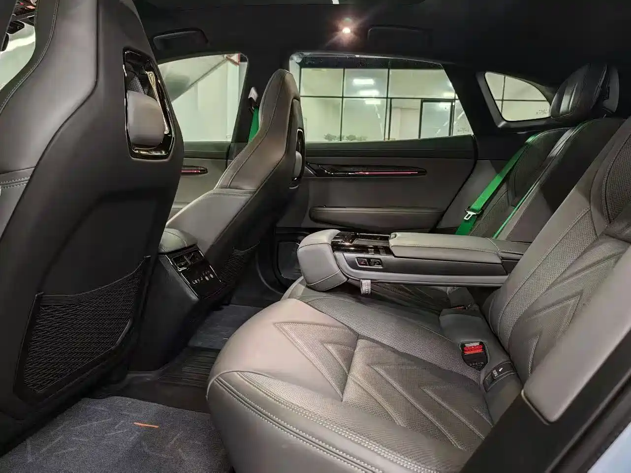 ZEEKR EXTREME KRYPTON 001