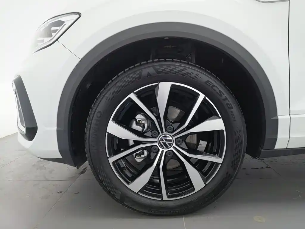 Volkswagen T-Roc, миниатюра 17