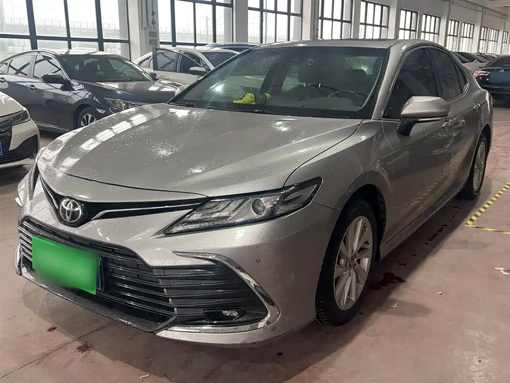 Toyota Camry 2021 2.0G Luxury Edition