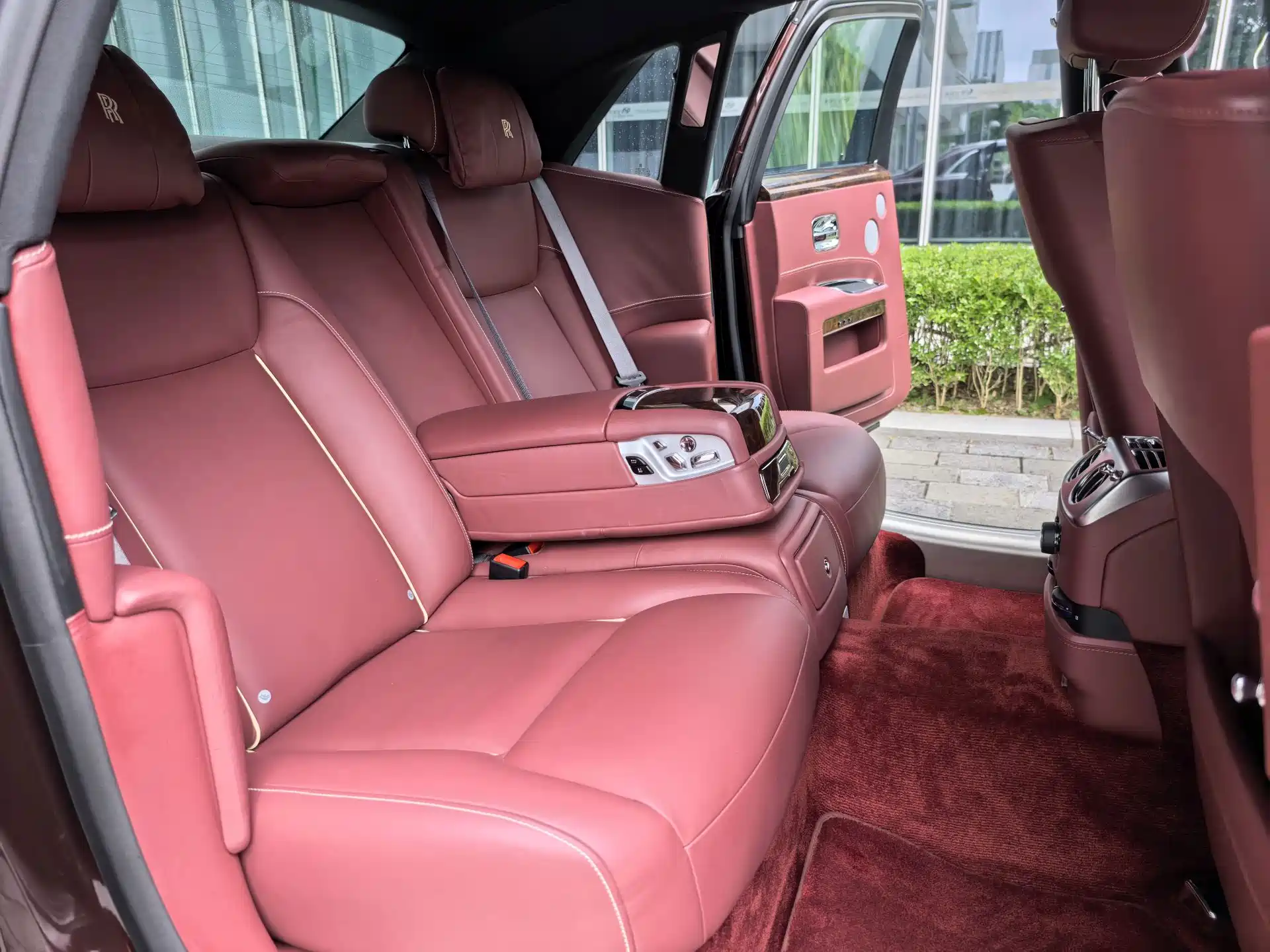 Фото 31 - Rolls-Royce Ghost