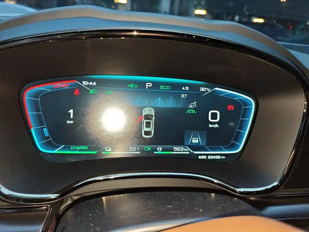 BYD Han 2022 DM-i 121KM Premium Edition фото 4