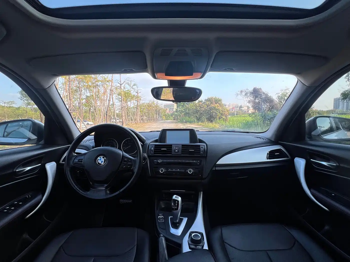 BMW 1 Series (Import) 2013 Facelift 116i Leading Model фото 9