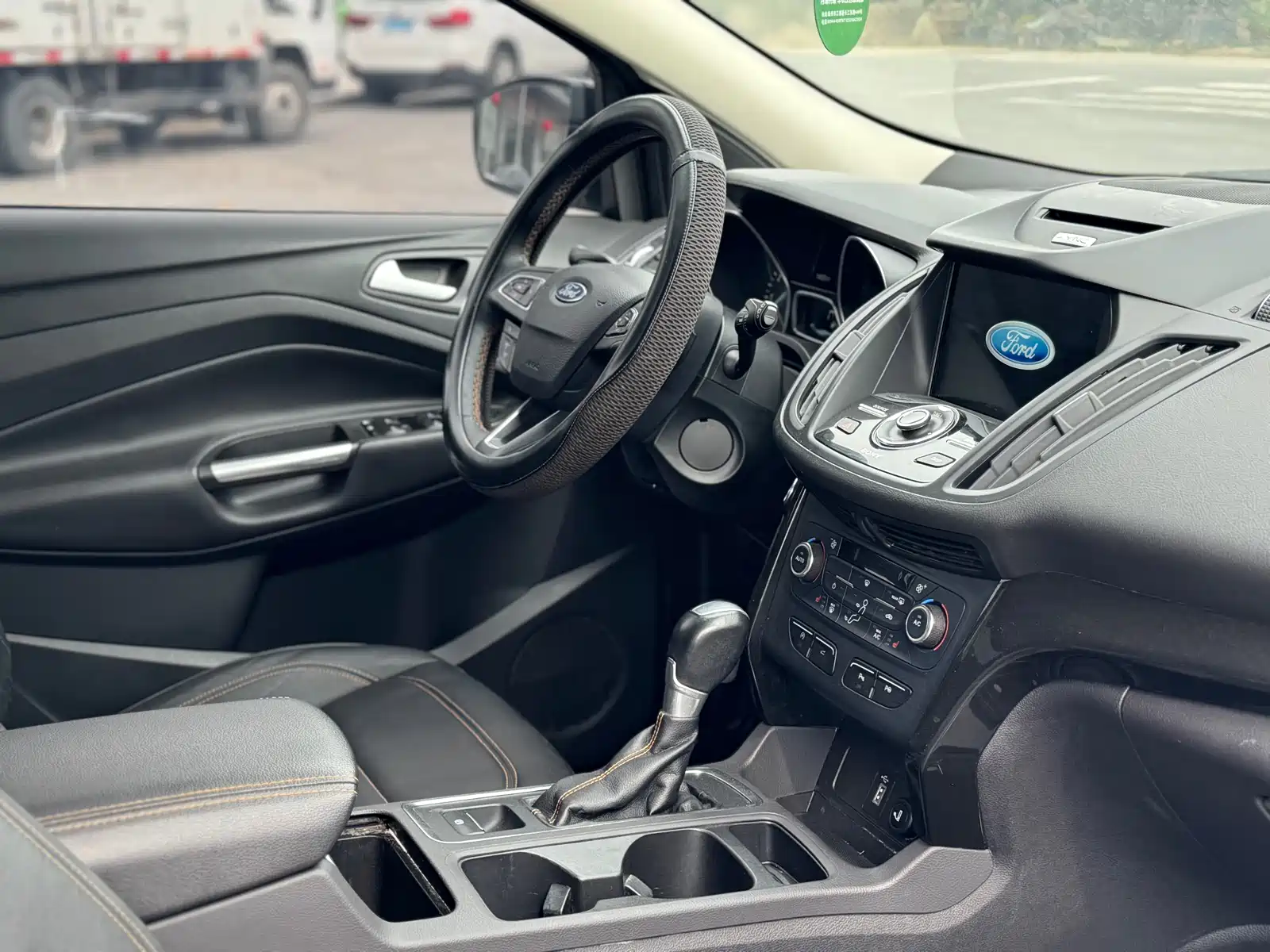 Фото 8 - Ford Kuga
