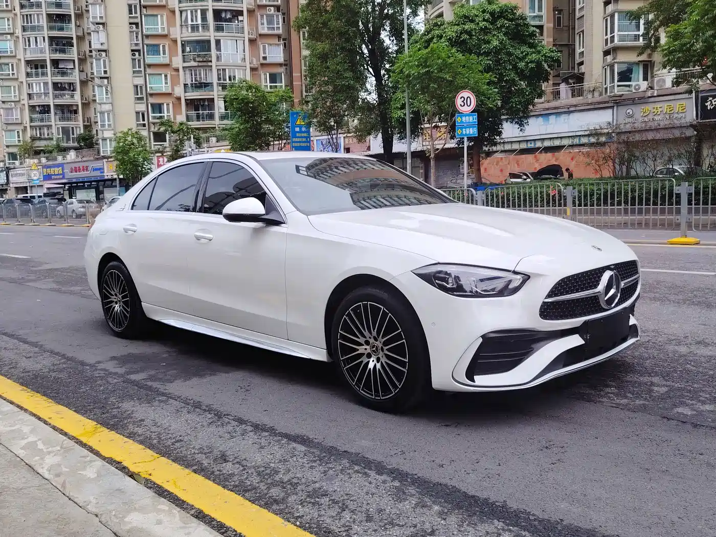 MERCEDES-BENZ C CLASS