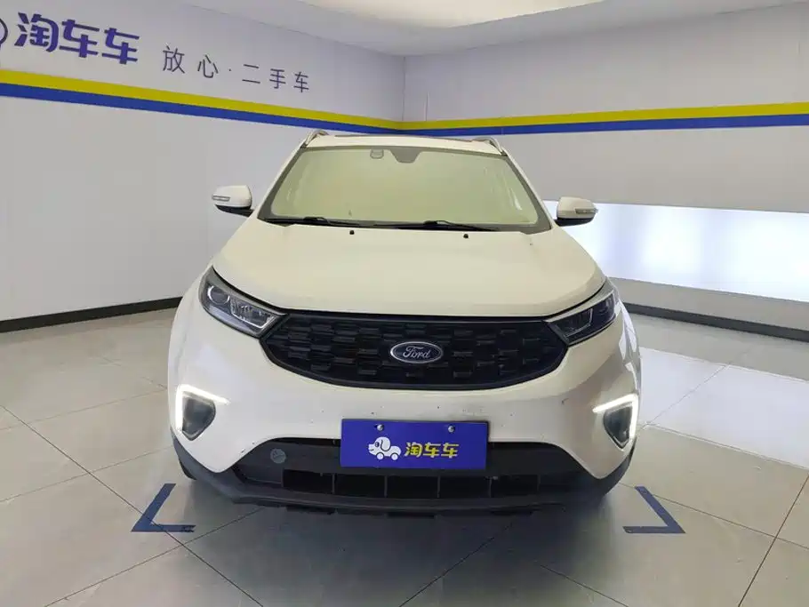 Фото 2 - Ford Territory