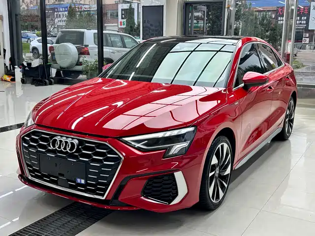 Audi A3 Рестайлинг, A3L Limousine 35 TFSI, Люкс Спорт