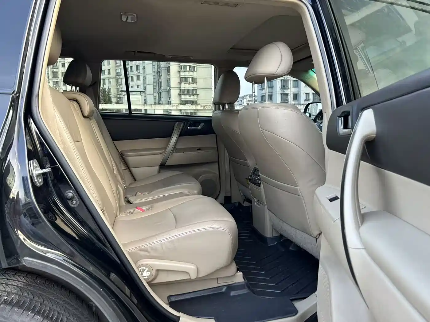 Toyota Highlander 2010 2009 2.7L 2WD 7-seater Luxury Edition