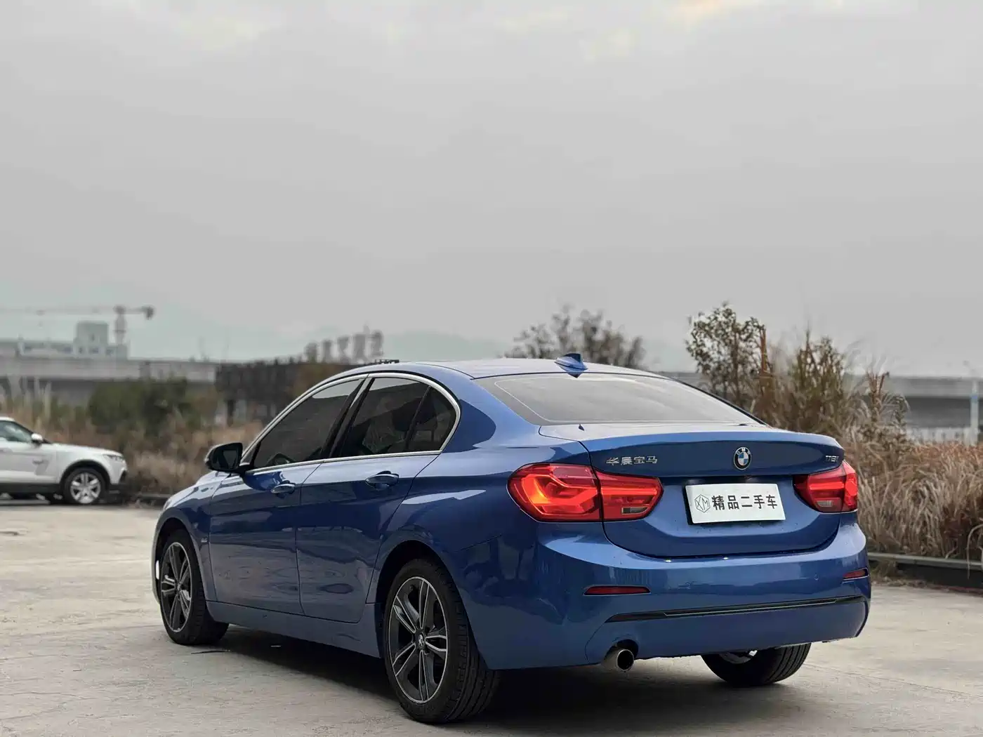 BMW 1 Series 2018 118i Sport Edition фото 7