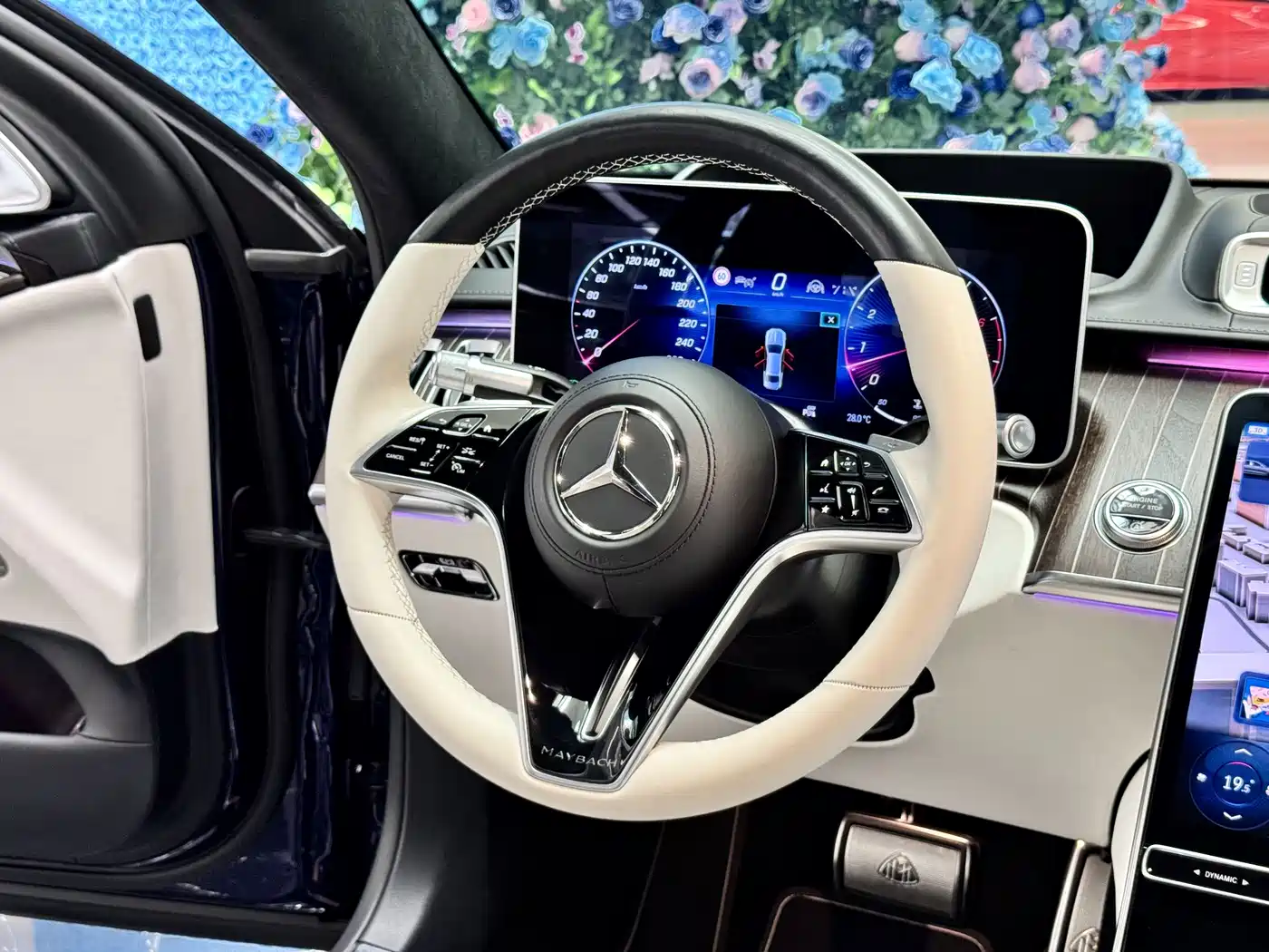 Фото 10 - Mercedes-Benz Maybach S-Class