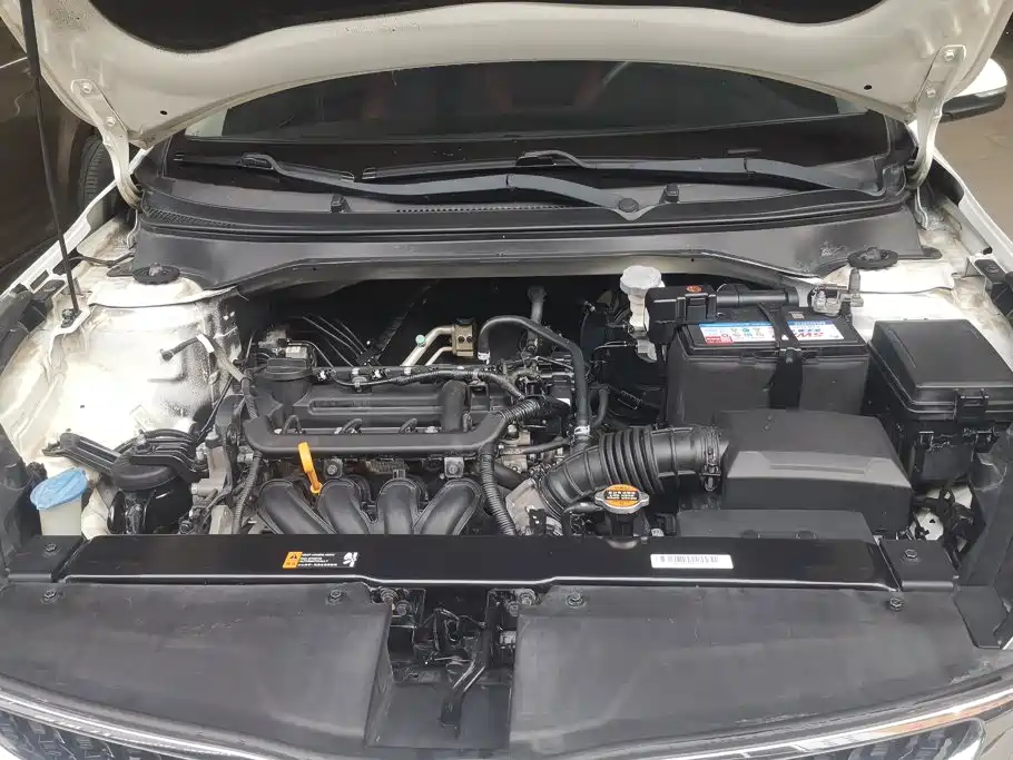 Kia KX CROSS 2018 2017 1.4L AT GLS