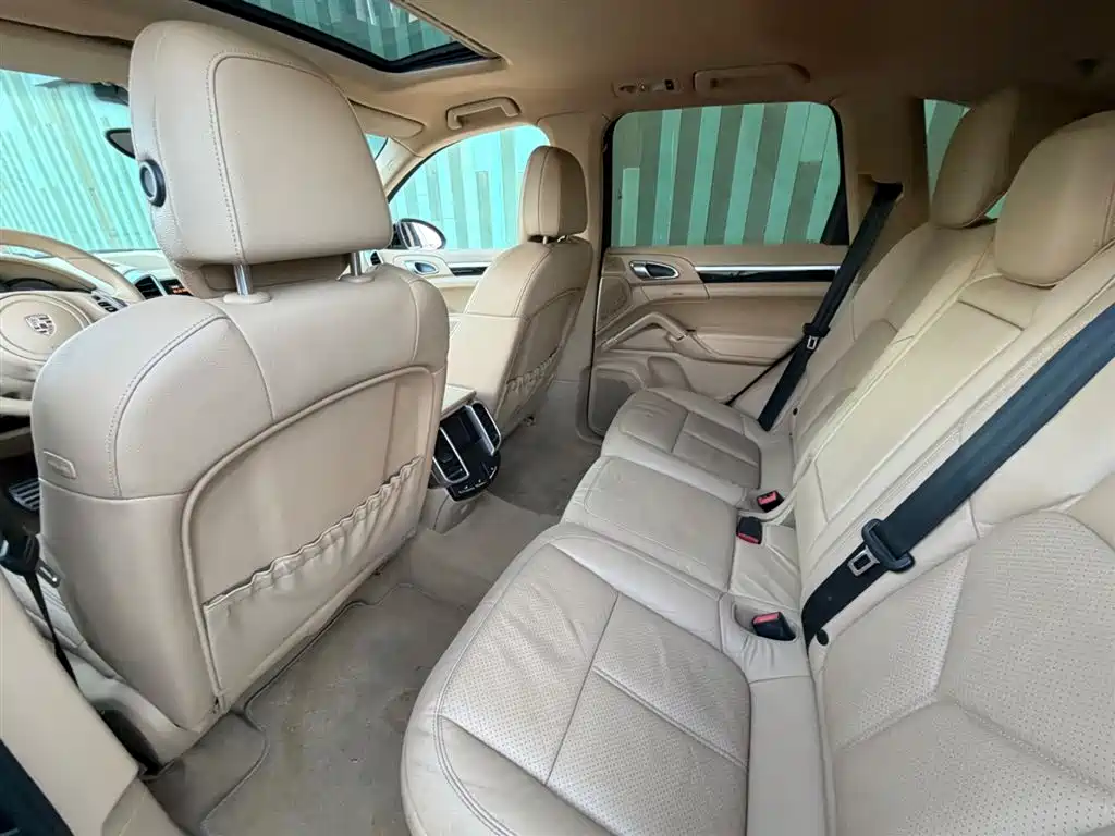 Porsche Cayenne 2011 Cayenne 3.0T фото 8