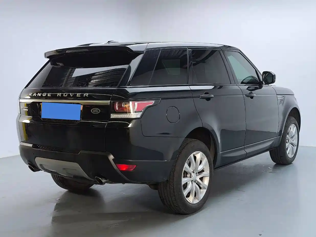 Land Rover Range Rover Sport 2015 3.0 SC V6 HSE фото 4