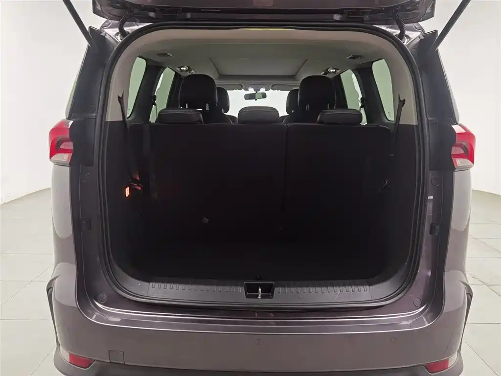 SAIC Maxus Maxus G50 2019 1.5T Automatic Luxury Edition China VI фото 16