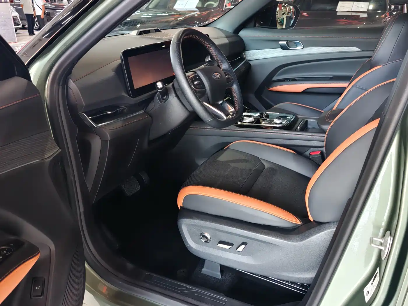 Ford Lingrui 2024 2025 EcoBoost 170 Premium PLUS