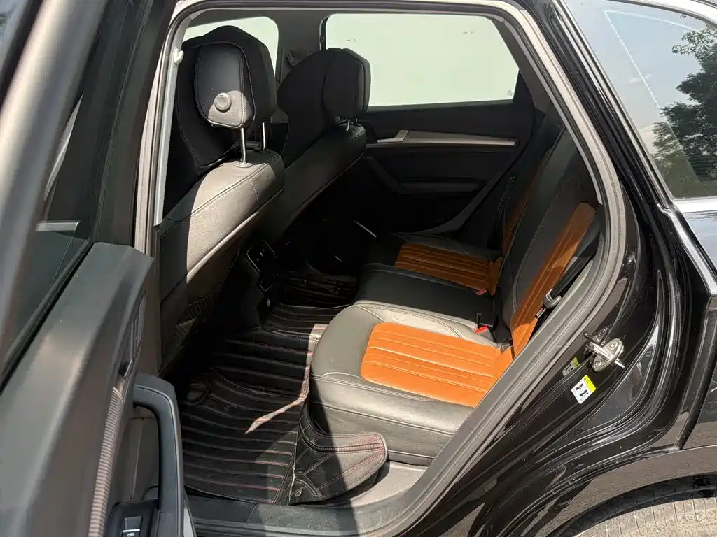 Audi Q5L 2020 45 TFSI Exclusive Fashion фото 11