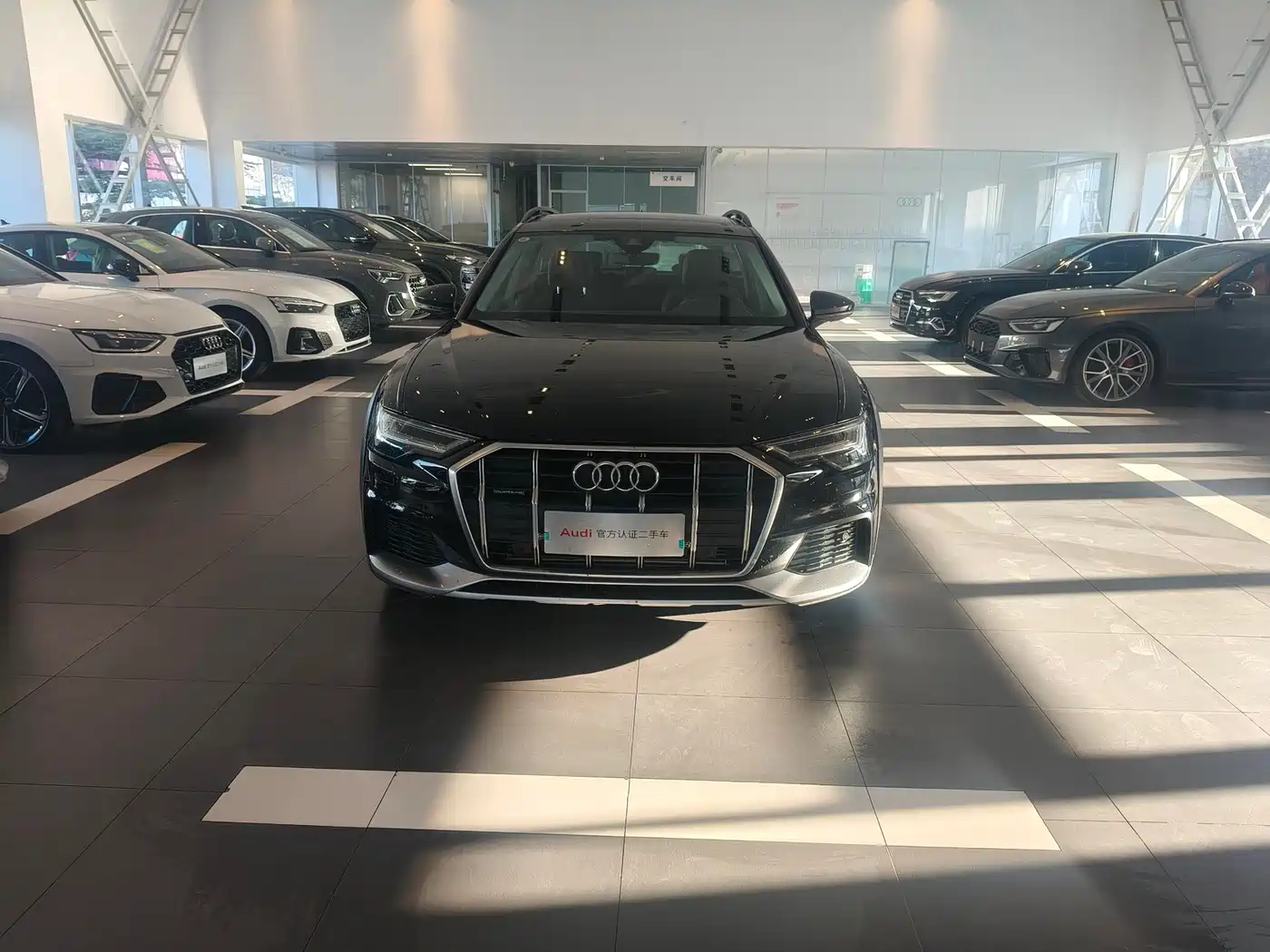 Audi A6 (Import) 2024 allroad quattro 55 TFSI Premium Off-road фото 3
