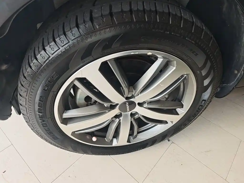 Photo 23 - Haval H6