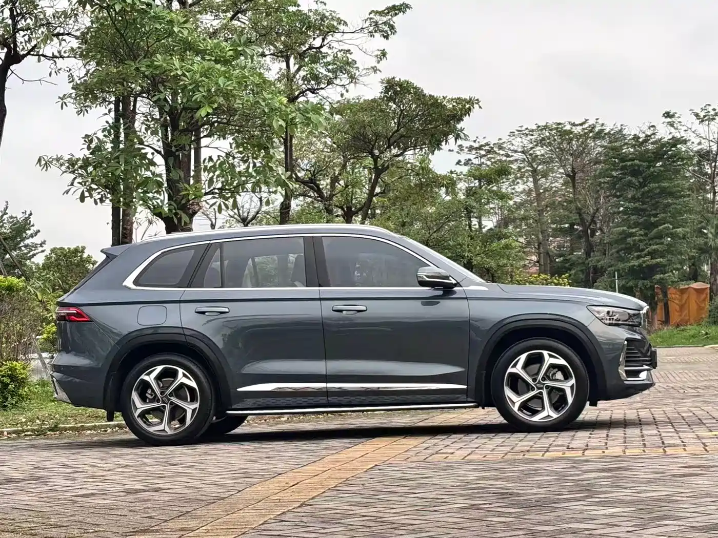 GEELY AUTOMOBILE XINGYUE L