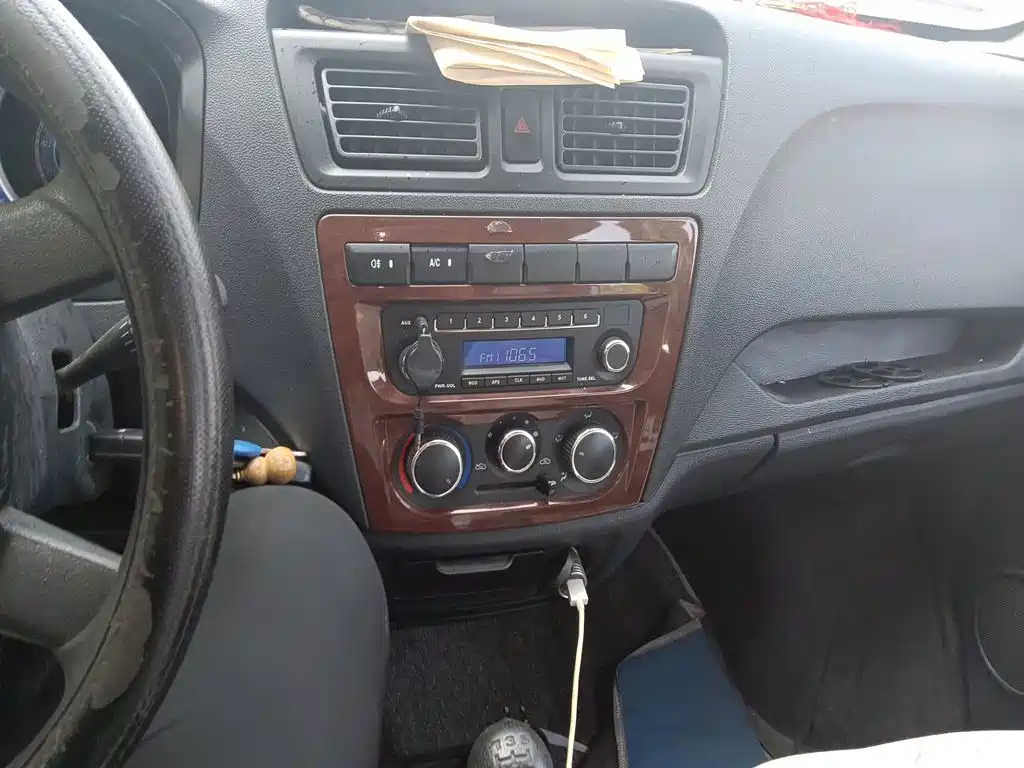 Changan Kaicheng Changan Ruixing M60 2021 2020 Model 1.5L Standard China VI 6 Seats DAM15KR