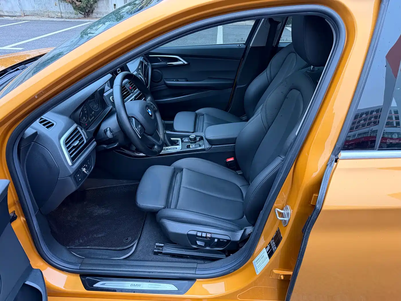 BMW 1 Series 2017 118i Sport фото 12