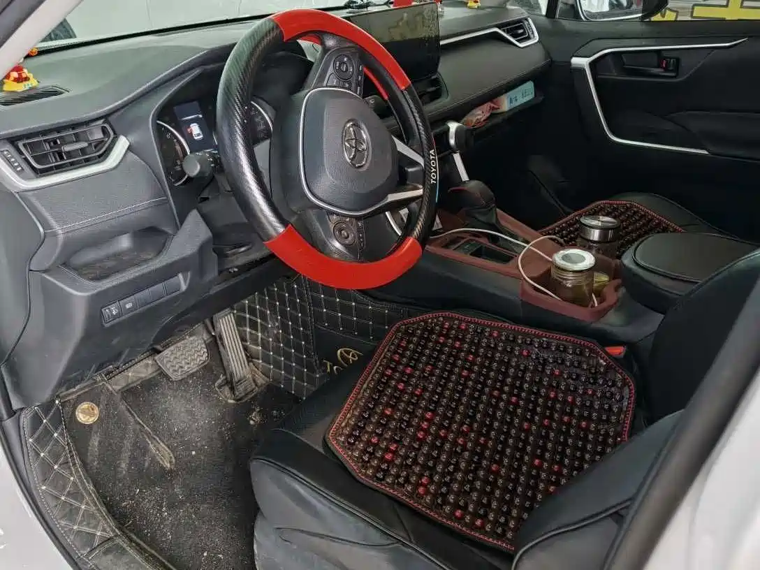 Toyota Wildlander 2026 2024 2.0L CVT FWD Leading Edition