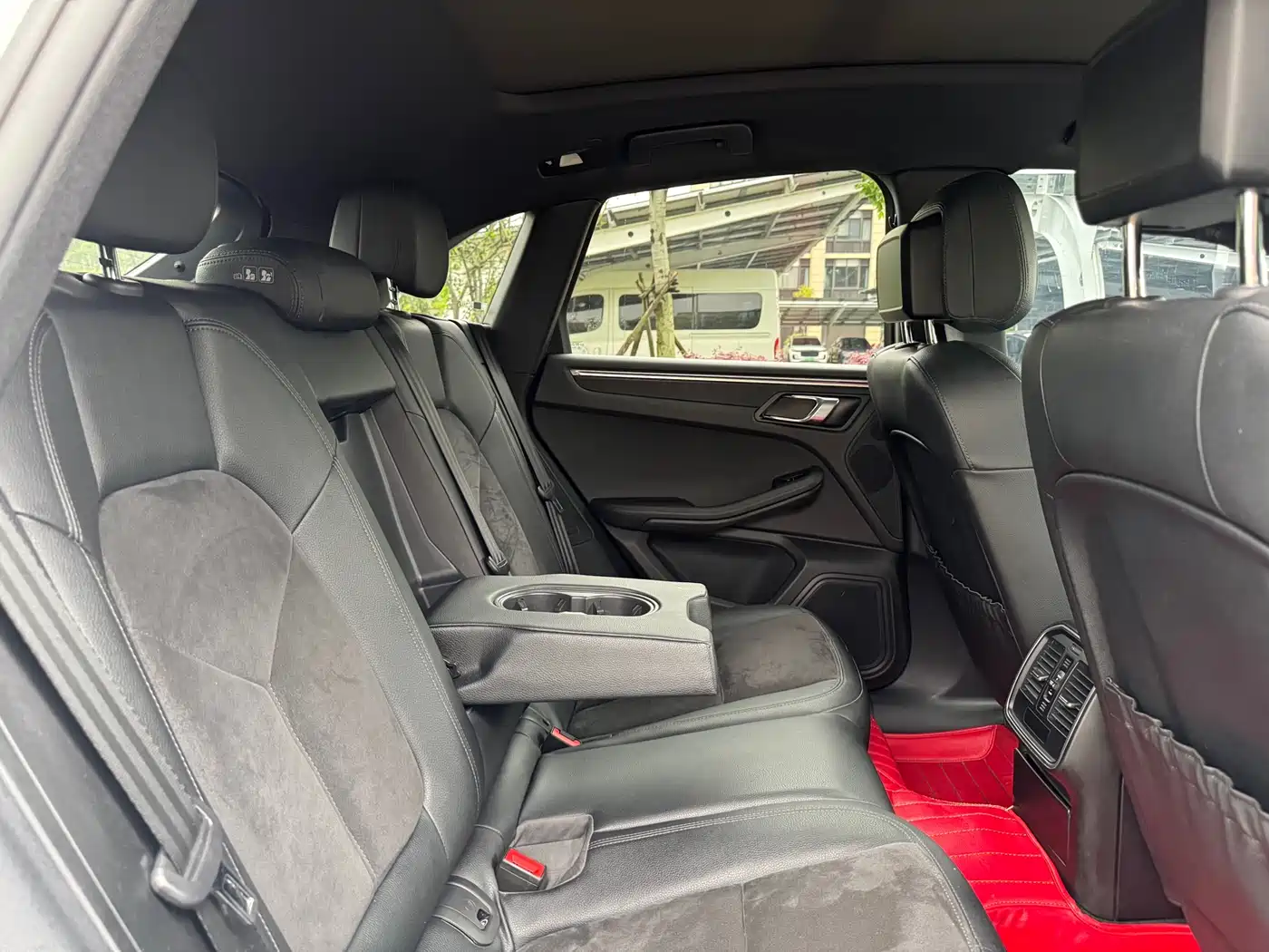 Porsche Macan 2016 Macan 2.0T фото 15