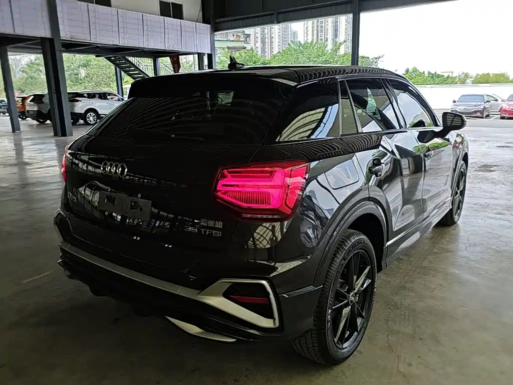 Audi Q2L 2024 2024 35TFSI Progressive Sport