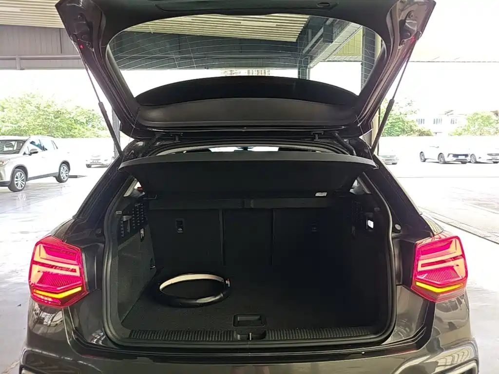 Audi Q2L 2024 2024 35TFSI Progressive Sport