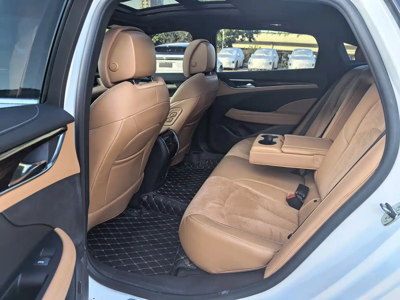 Buick LaCrosse 2018 Model 20T Luxury Edition фото 6
