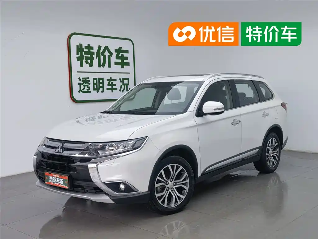MITSUBISHI OUTLANDER