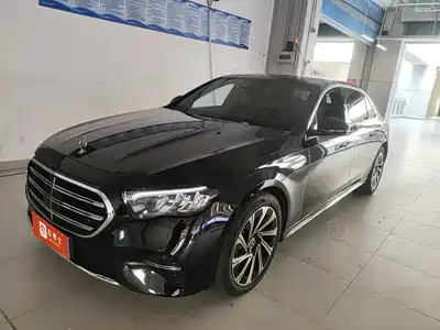 Mercedes-Benz E