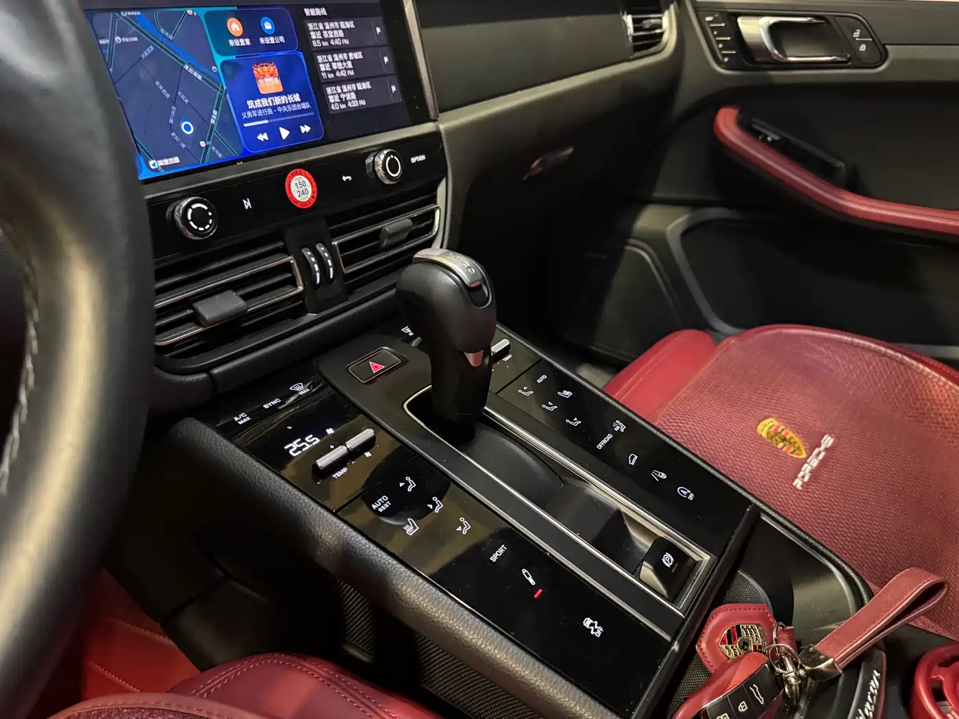 Porsche Macan 2024 Macan 2.0T фото 8