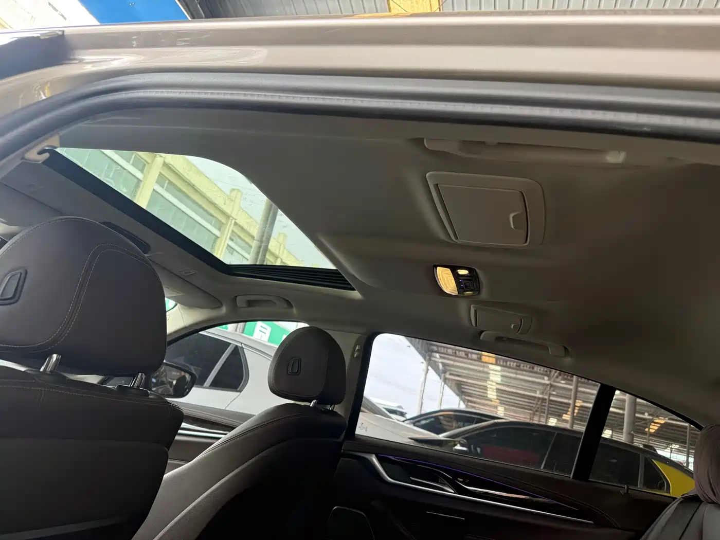 BMW 5 Series 2020 525Li Luxury Package фото 15