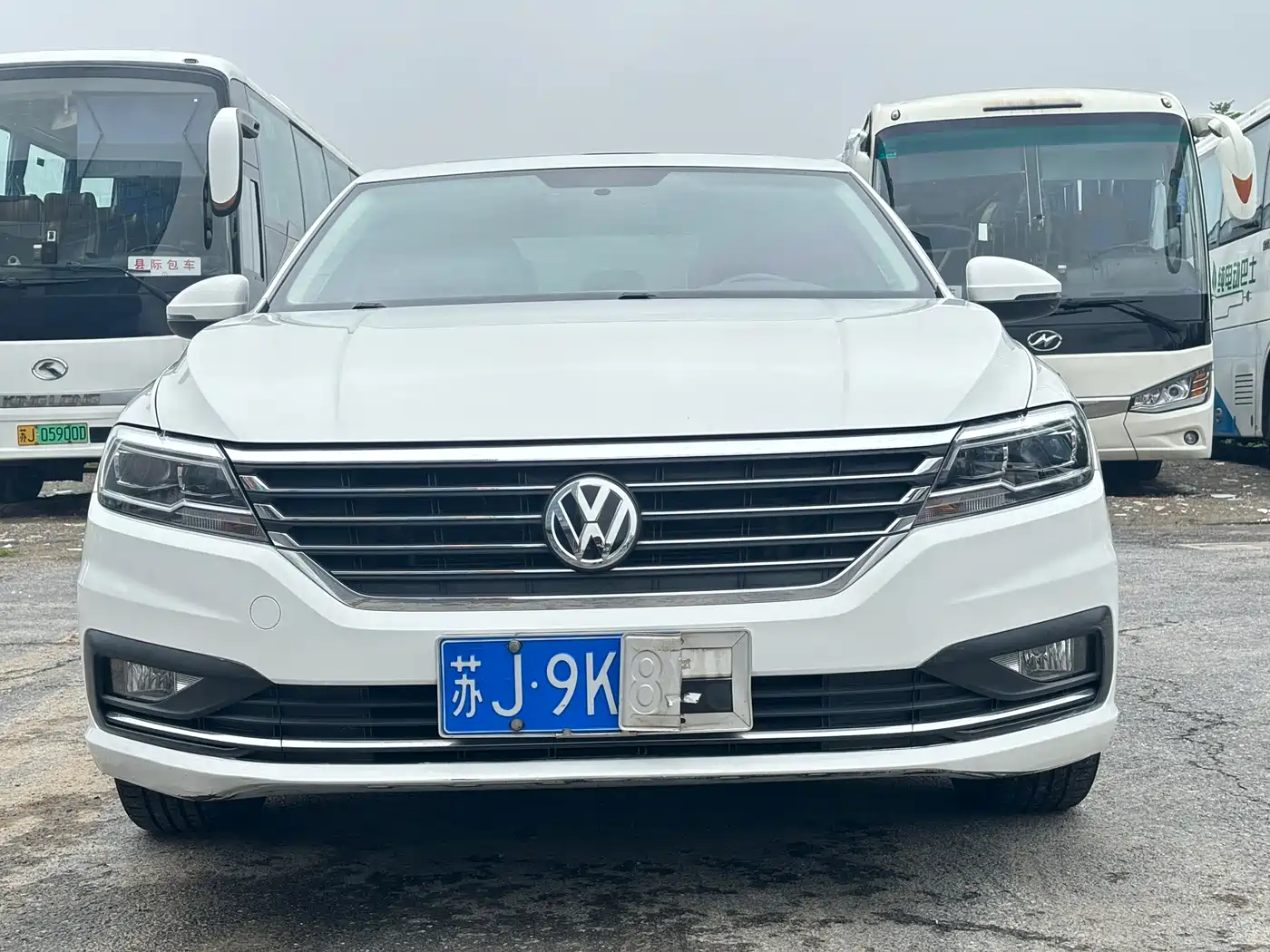 Volkswagen Lavida 2019 1.5L Automatic Comfort Edition China VI фото 2