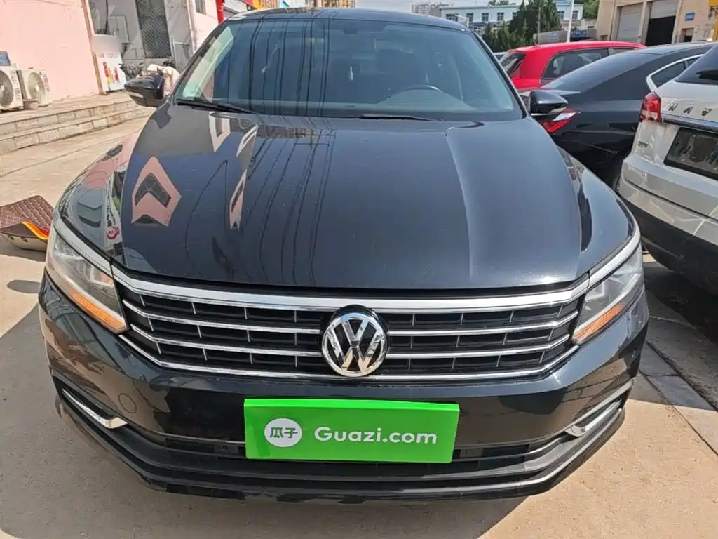 Volkswagen Passat 2017 330TSI DSG Prestige фото 3