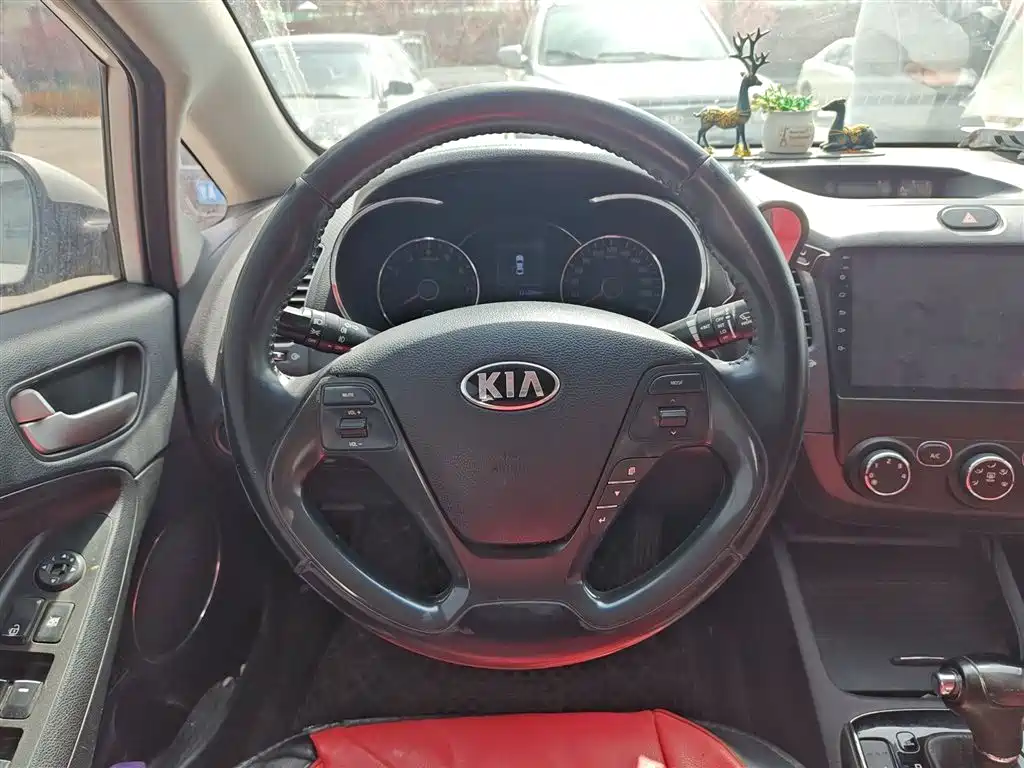 Kia K3 2017 1.6L Automatic 15th Anniversary Special GLS фото 3