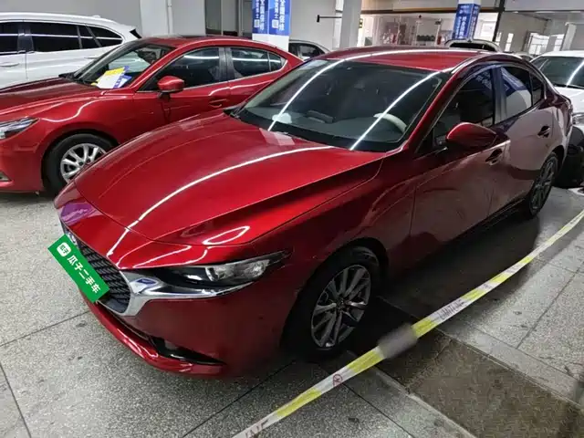 Mazda Mazda3 Axela 1.5L, автомат