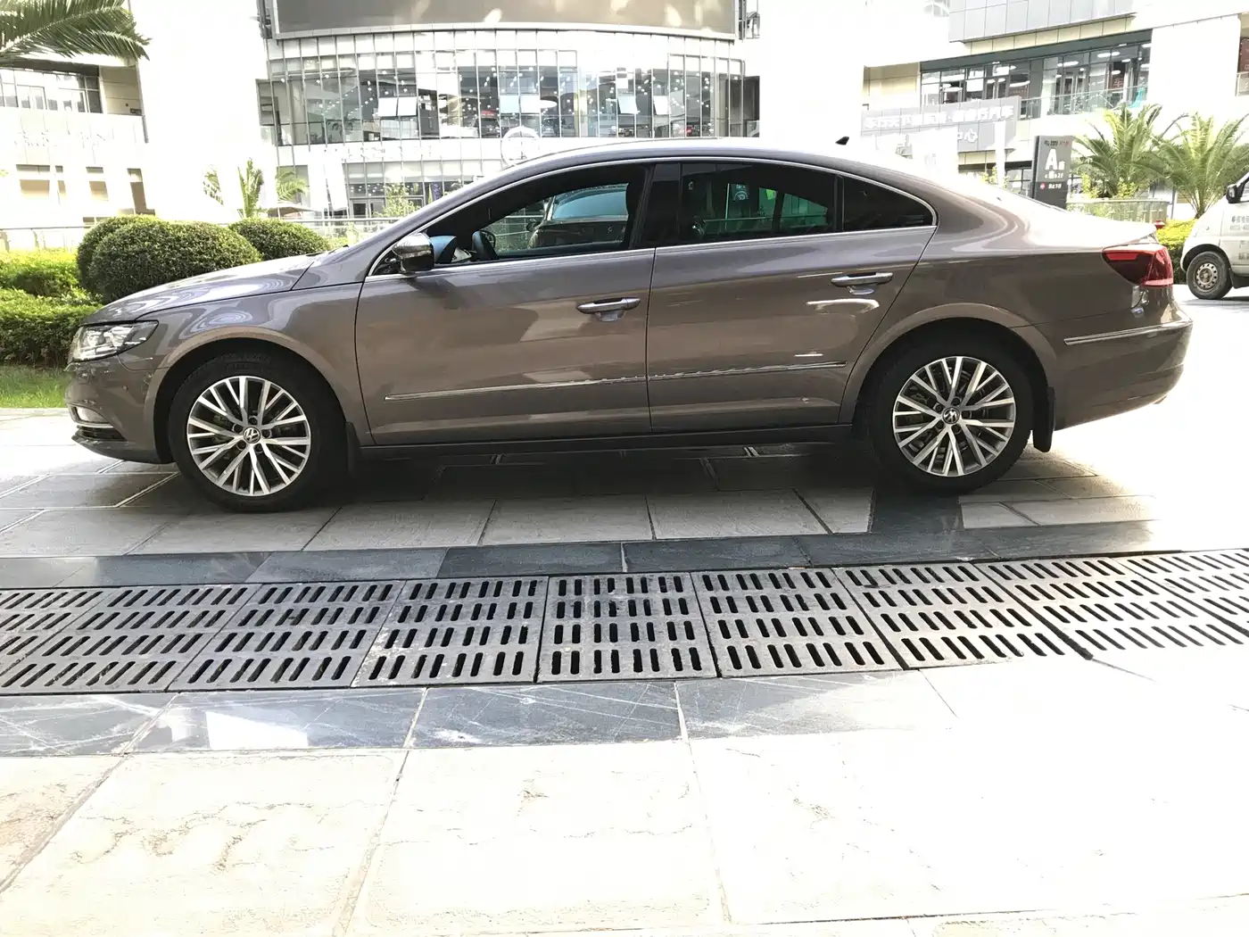 Volkswagen FAW-Volkswagen CC 2013 2.0TSI Ultimate фото 4