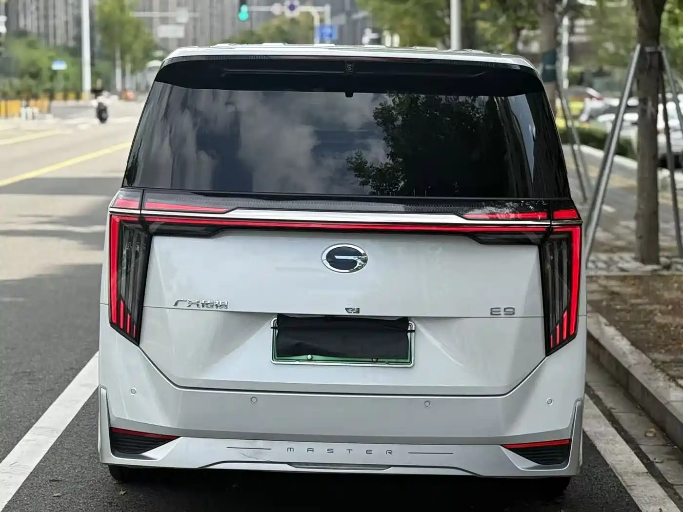 Фото 5 - GAC Trumpchi Trumpchi E9