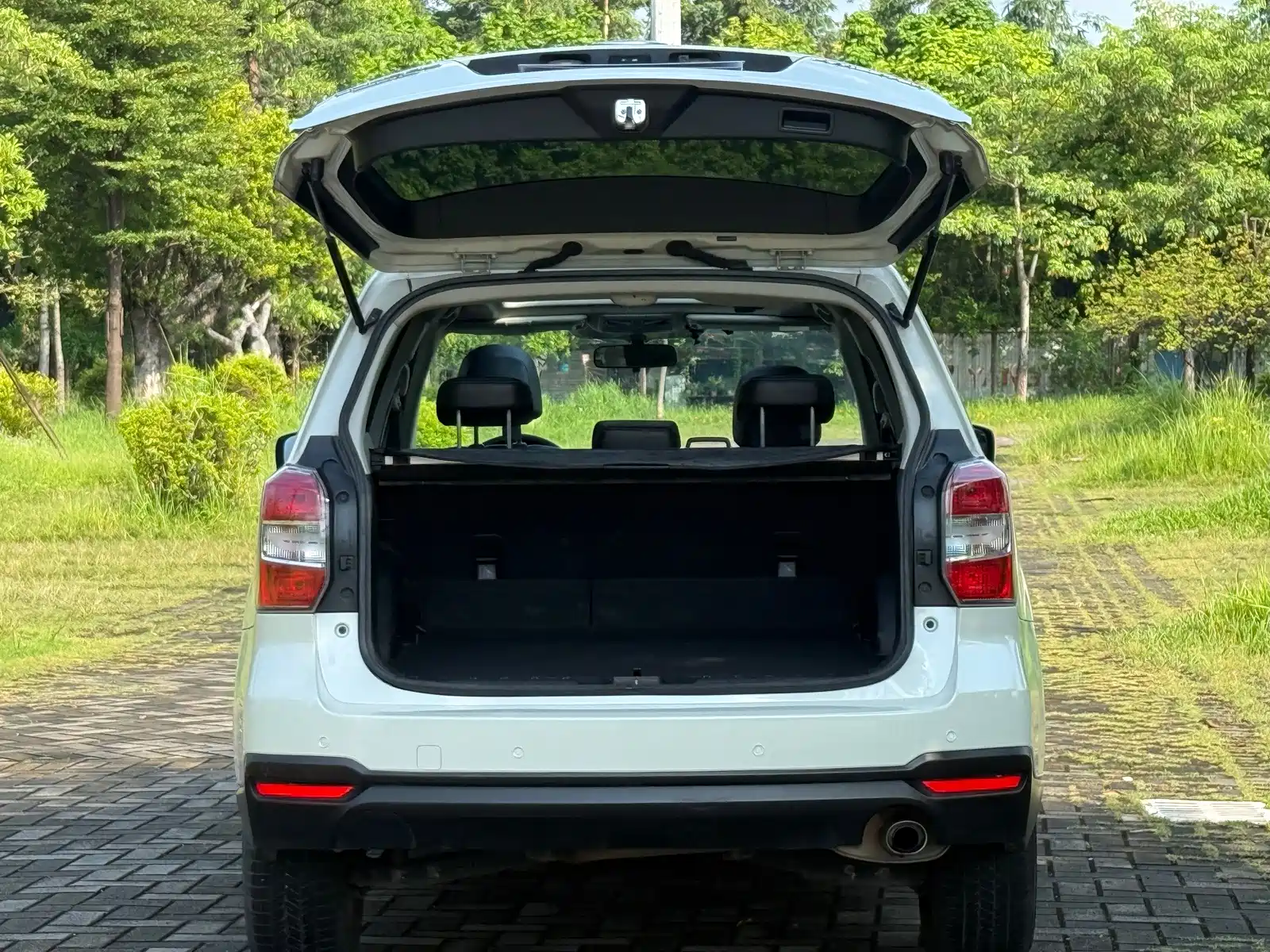 Photo 13 - Subaru Forester