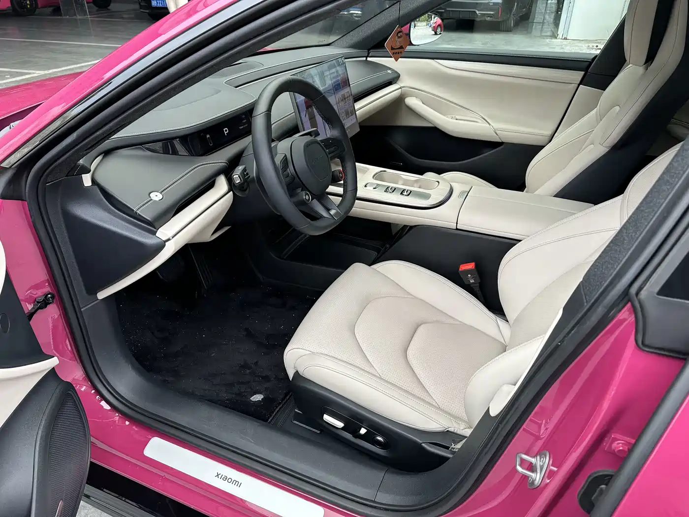 XIAOMI CAR XIAOMI SU7