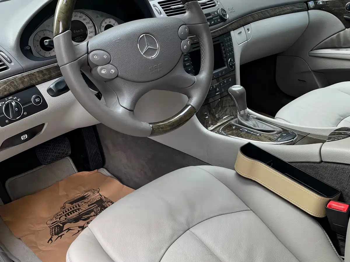 Mercedes-Benz E-Class (Import) 2006 E 500 Fashion фото 20