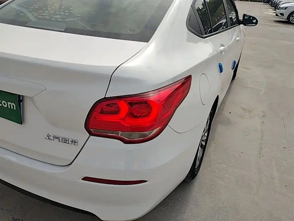 Chevrolet Cavalier 2018 320 Auto Enjoy Sunroof Edition фото 8