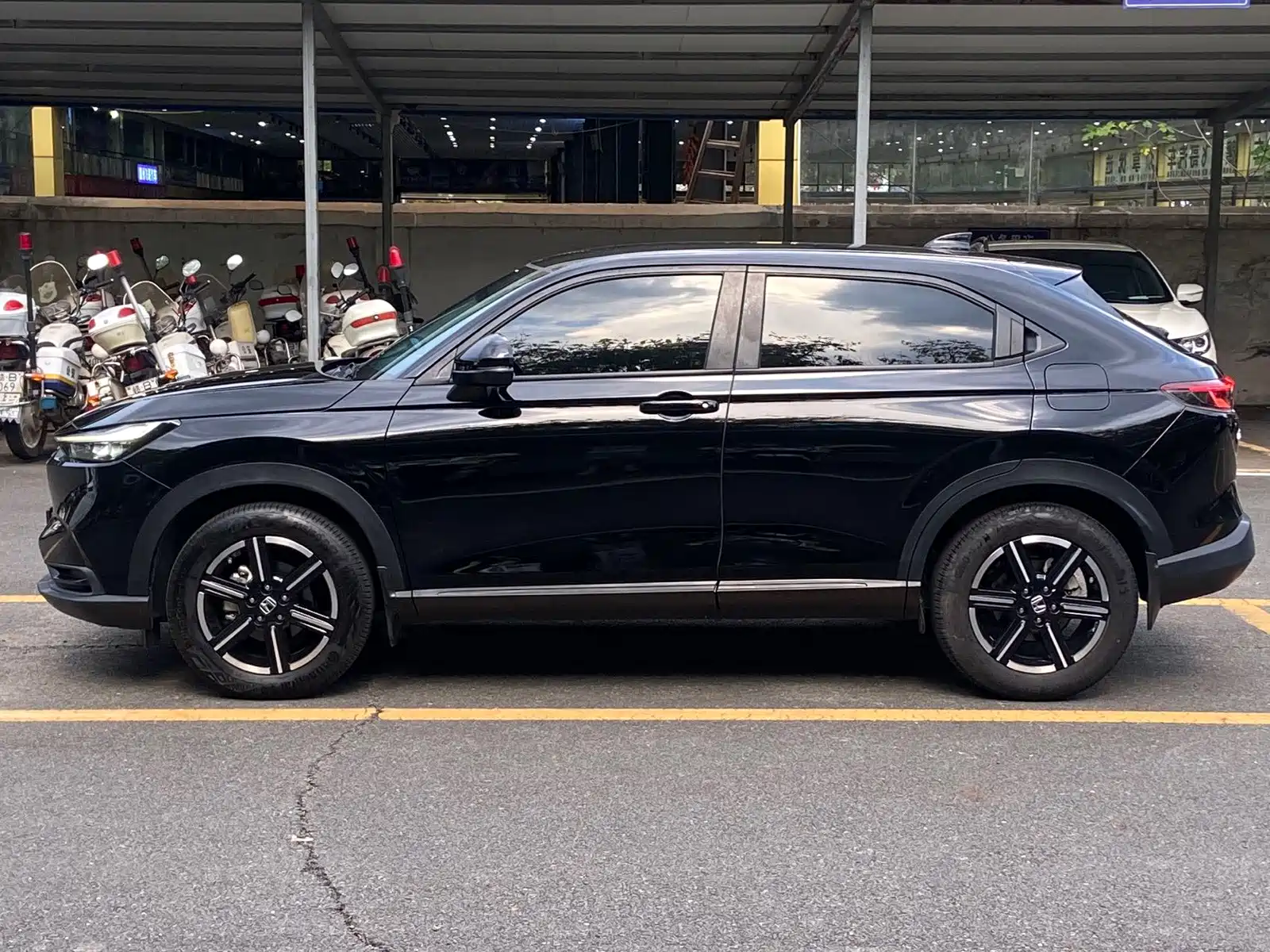 Photo 6 - Honda Vezel