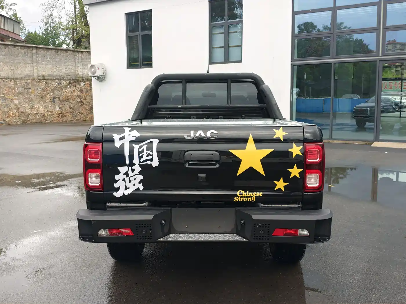 JAC Motors JAC T8 2025 2024 2.0T PRO Automatic Night Hawk Diesel 4WD Obsidian Edition Double Cab