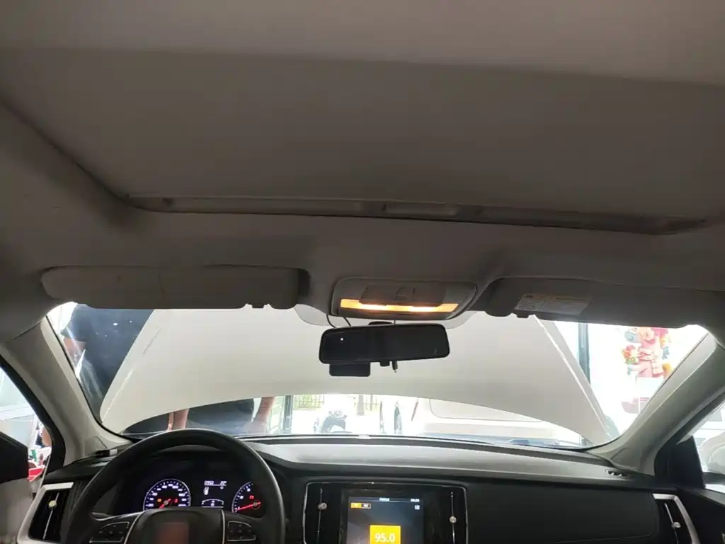 Roewe i6 2020 2020 PLUS 1.6L CVT 4G Connected Glory Flagship Edition
