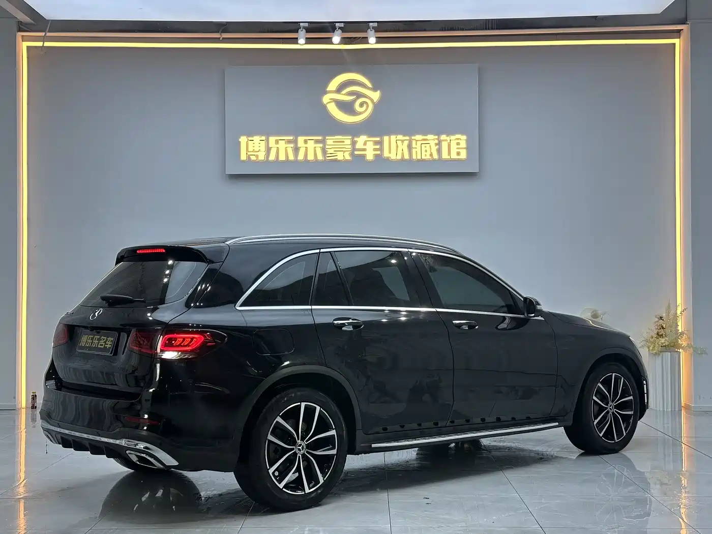 Mercedes-Benz GLC 2020 Facelift GLC 260 L 4MATIC Luxury фото 12